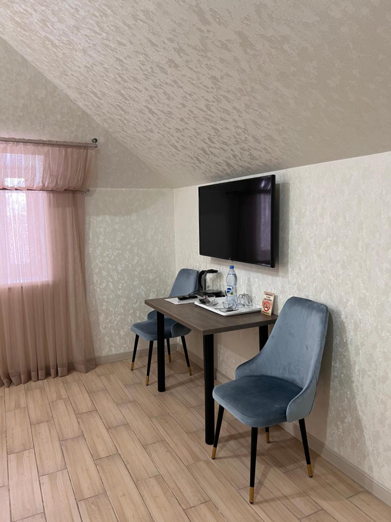 Гостинично-Банный Комплекс Майами Люкс Hotel Kosztanaj Kültér fotó